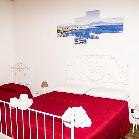 ナポリ O' Sole E' Napule Bed & Breakfast エクステリア 写真