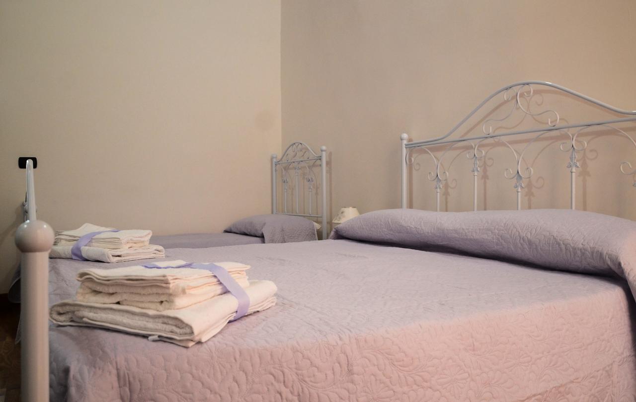 ナポリ O' Sole E' Napule Bed & Breakfast エクステリア 写真
