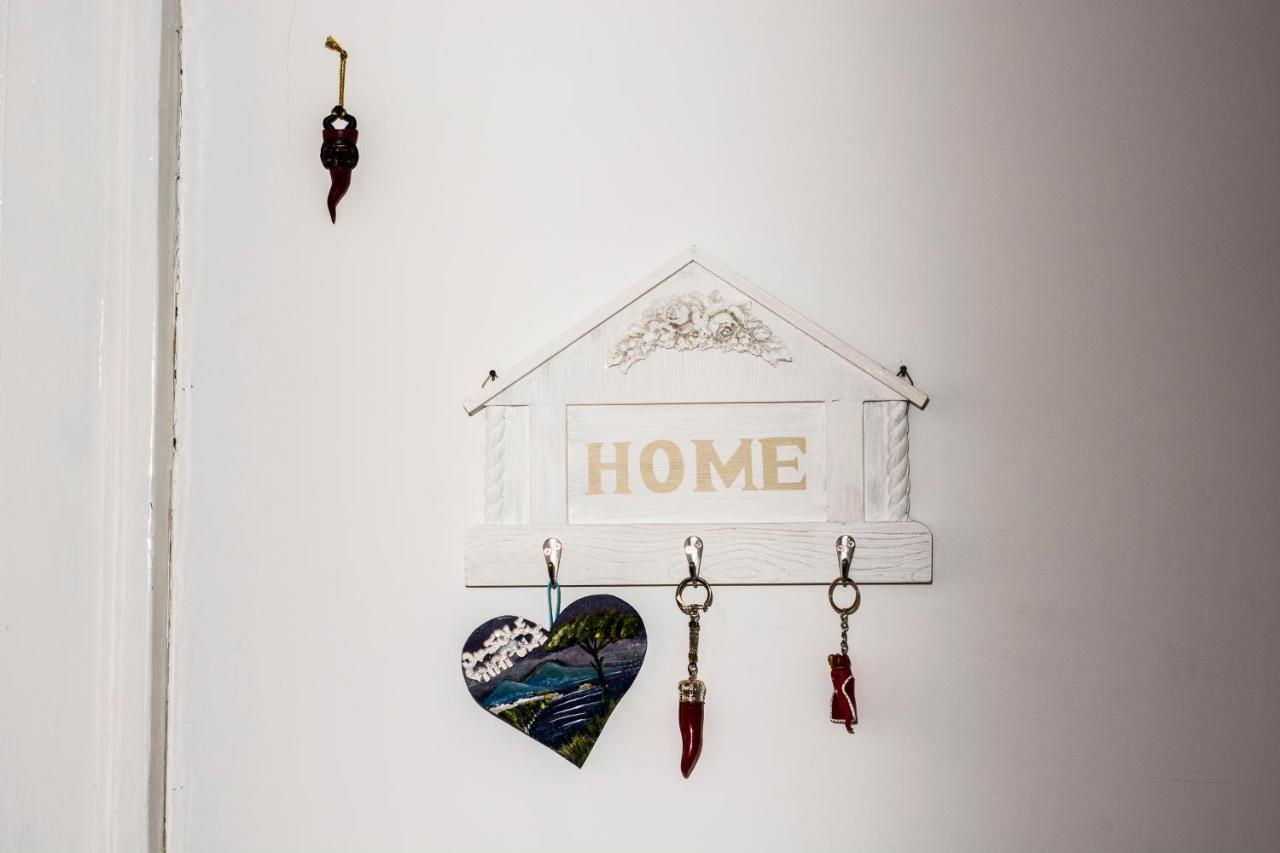 ナポリ O' Sole E' Napule Bed & Breakfast エクステリア 写真