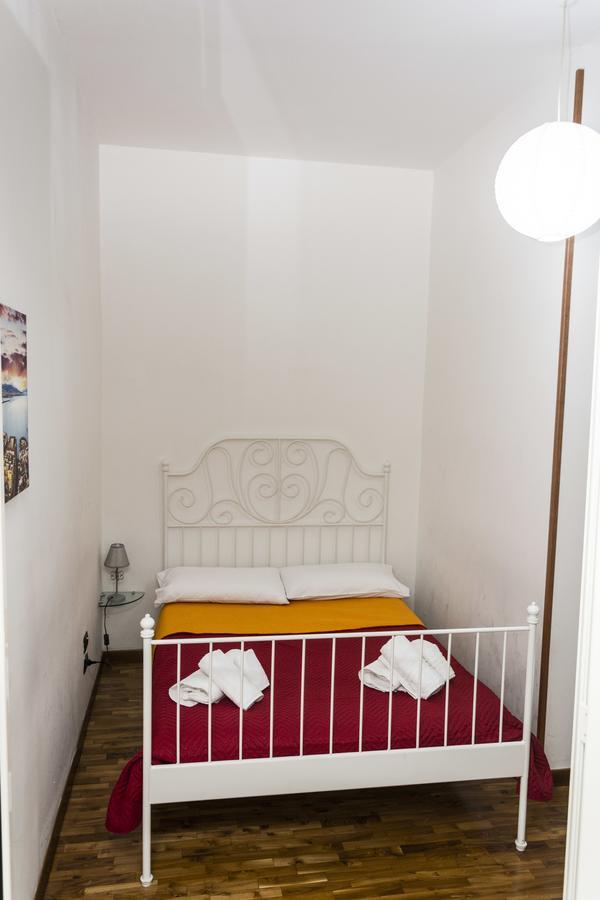 ナポリ O' Sole E' Napule Bed & Breakfast エクステリア 写真